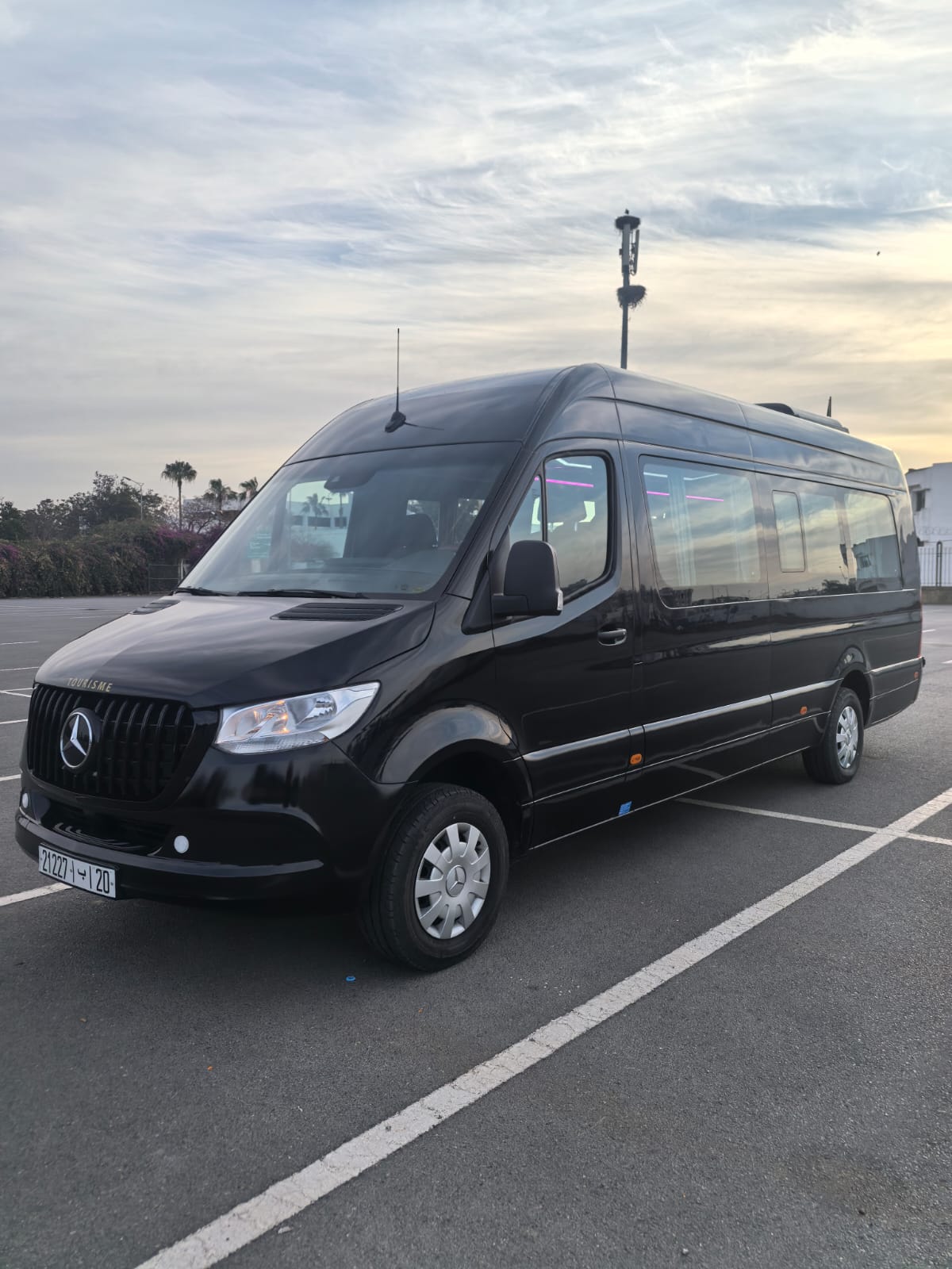 Mercedes Mini bus